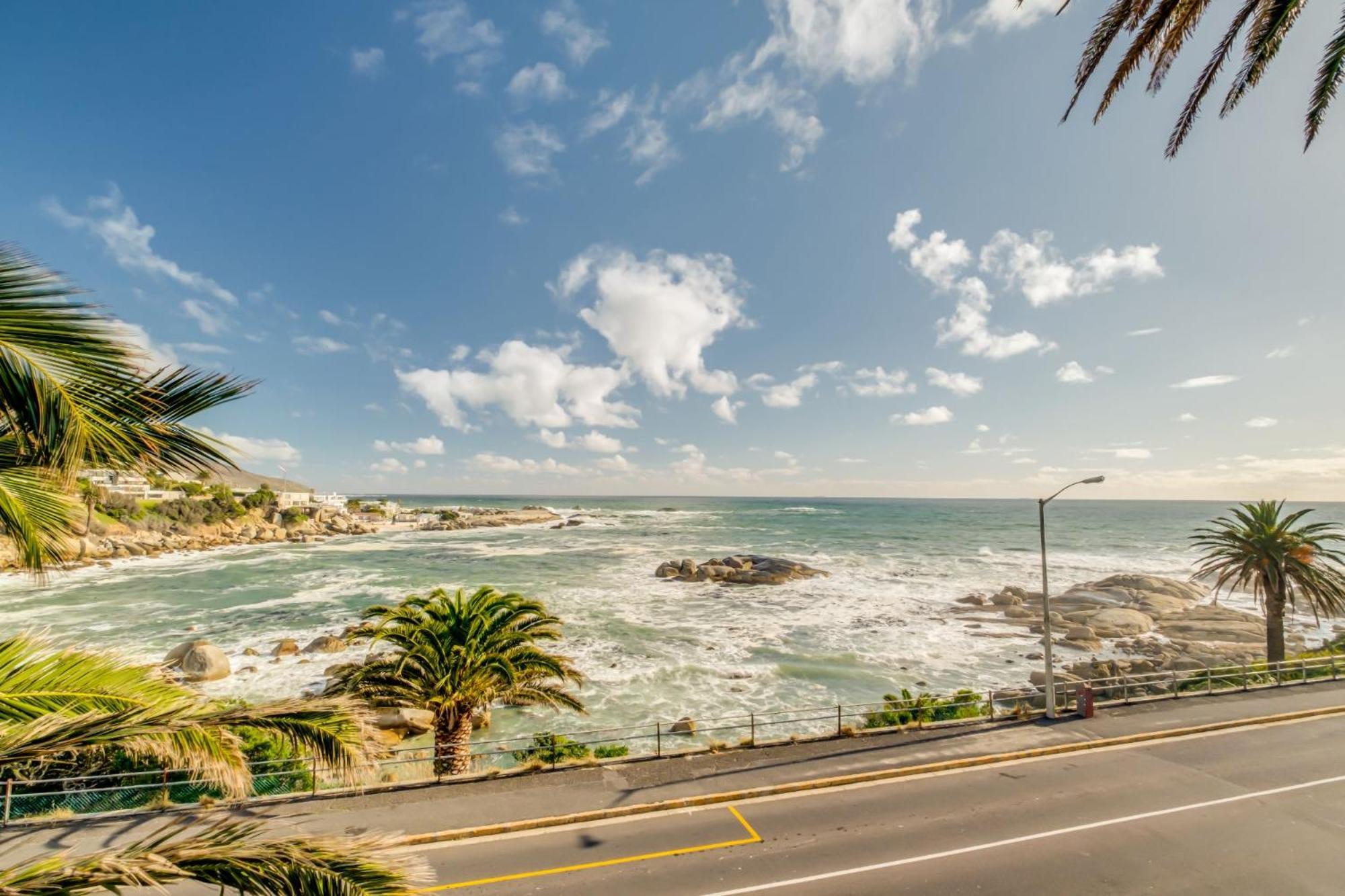 Camps Bay Terrace Palm Suite Kapstaden Exteriör bild